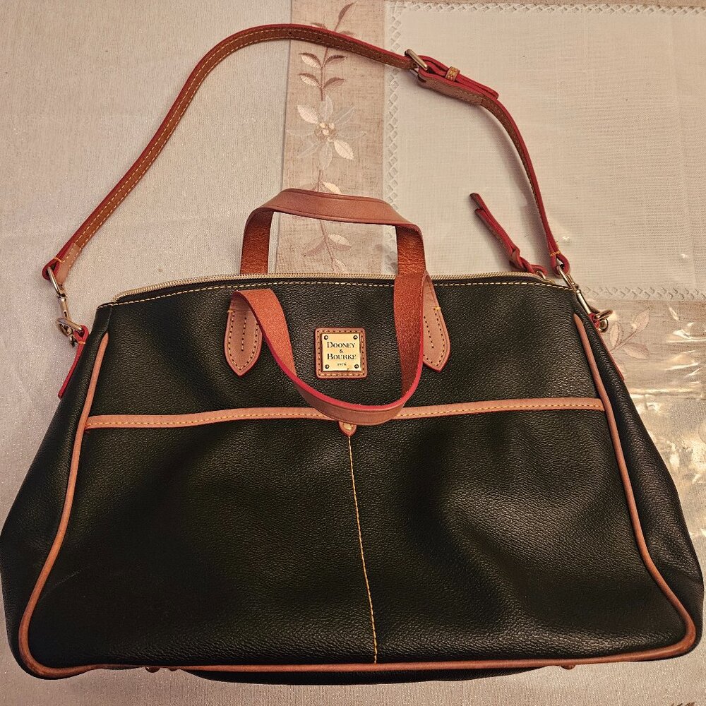 Dooney and Bourke Small Daniela Stachel